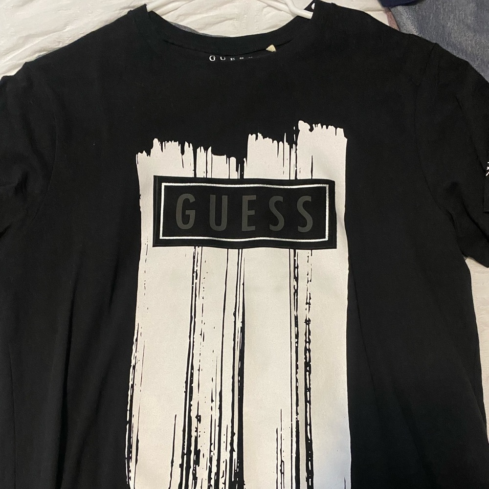 Black medium shirt